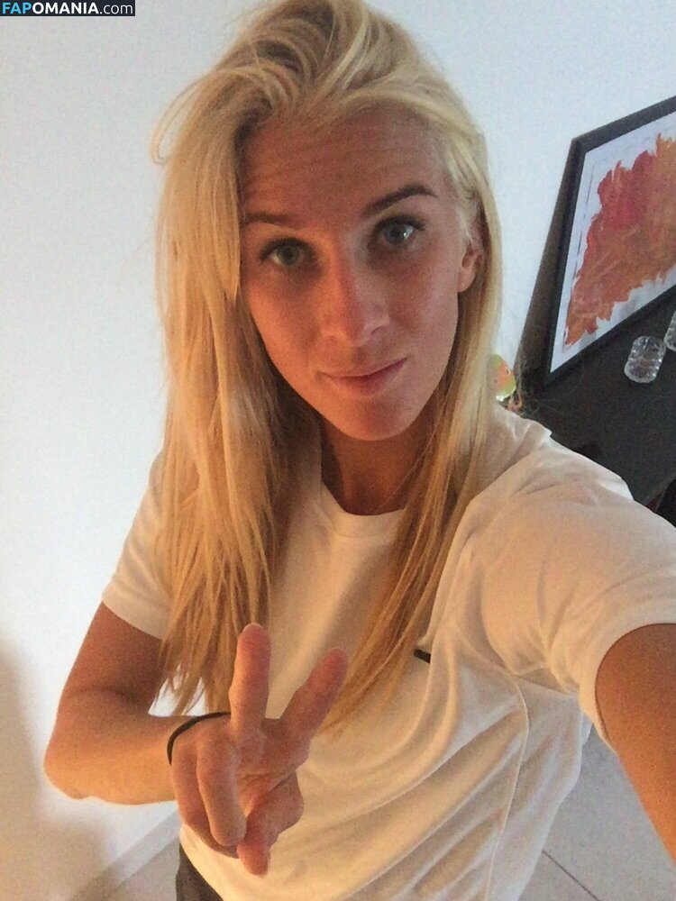 Sofia Jakobsson Nahý Uniklá fotka #113