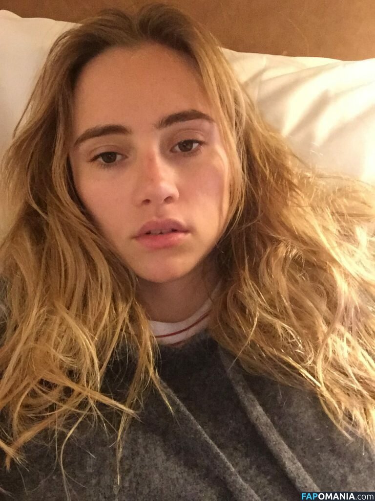 Suki Waterhouse Nahý Uniklá fotka #18