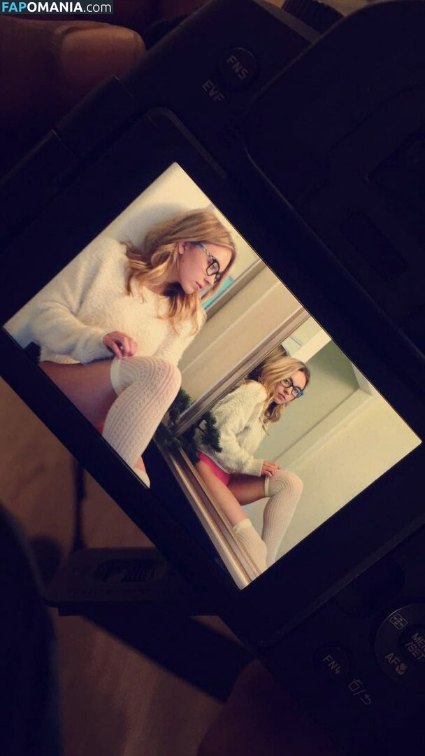 Sydney Sweeney Nahý Uniklá fotka #4895