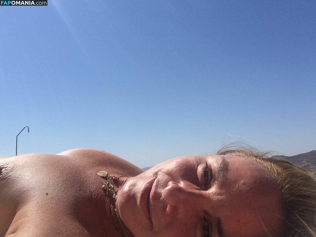 Tamzin Outhwaite Nahý Uniklá fotka #5