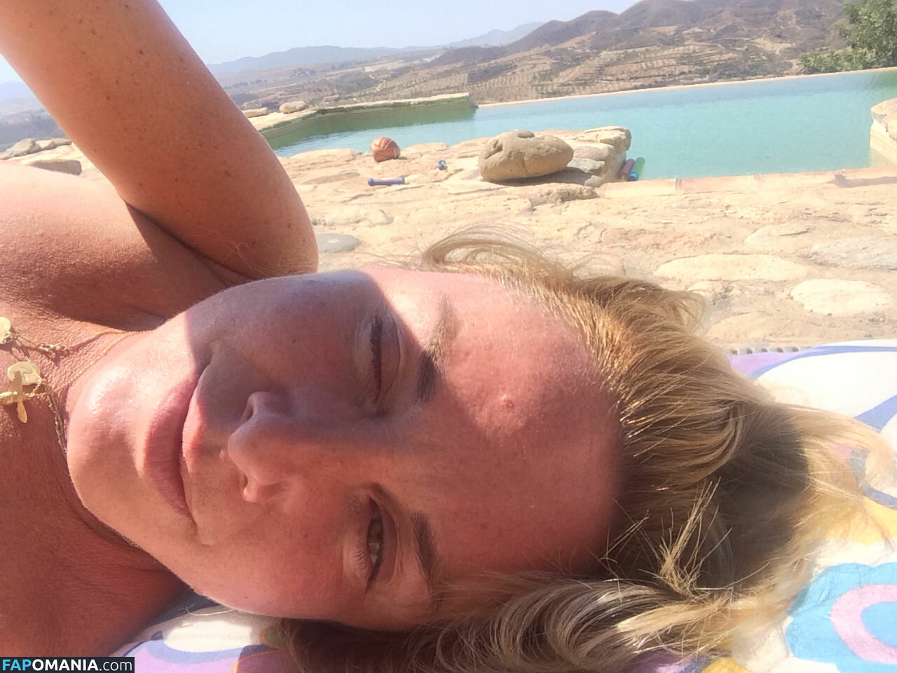 Tamzin Outhwaite Nahý Uniklá fotka #6