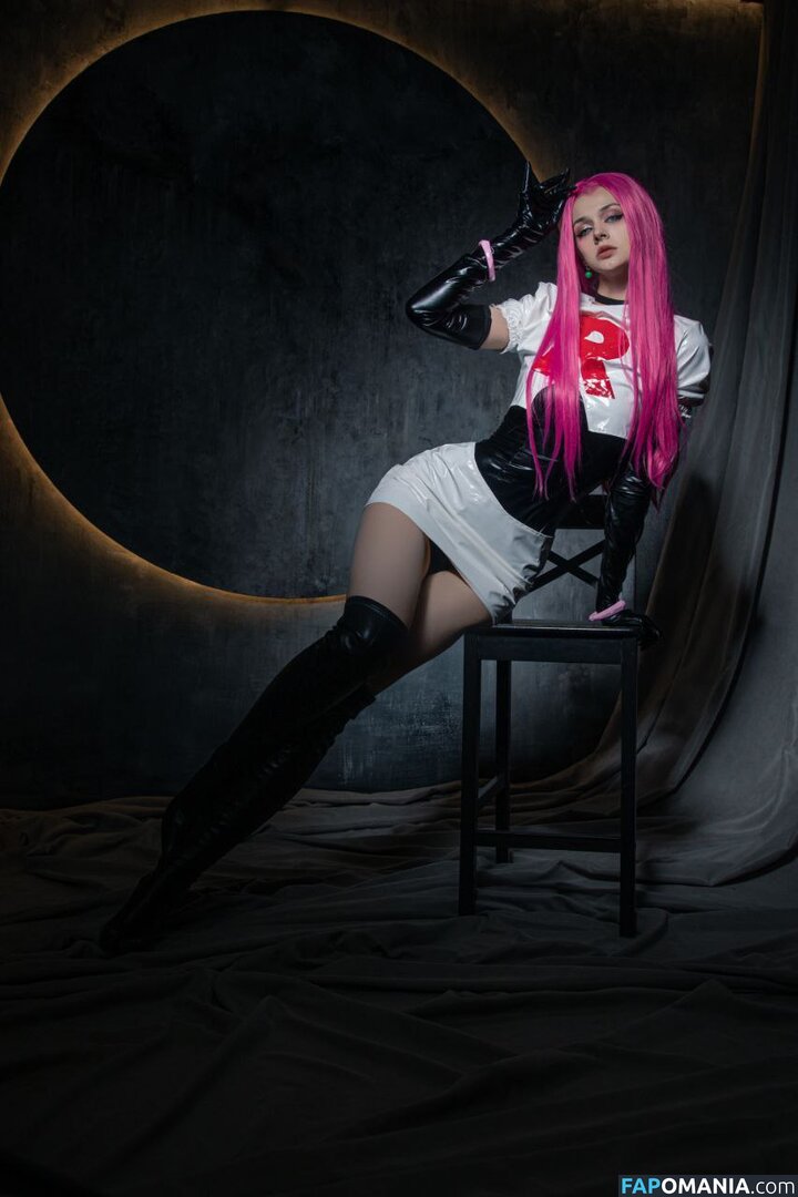 A_satan_el Nahý OnlyFans  Uniklá fotka #2