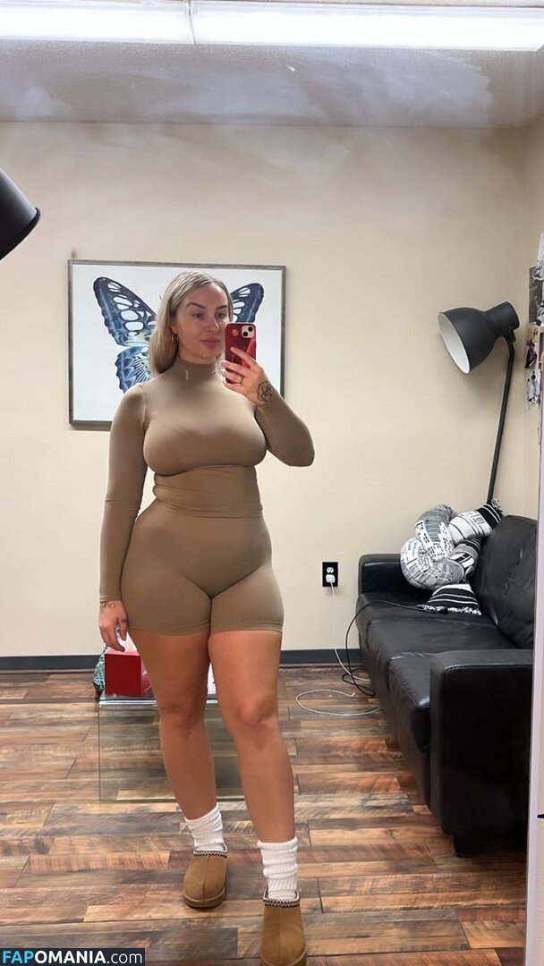 Adrienne Earthiangel Nahý OnlyFans  Uniklá fotka #2