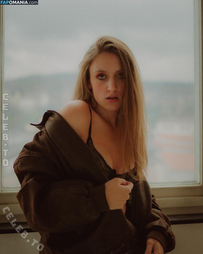 Aimée Pienschke / aimee_pienschke Nahý OnlyFans  Uniklá fotka #9
