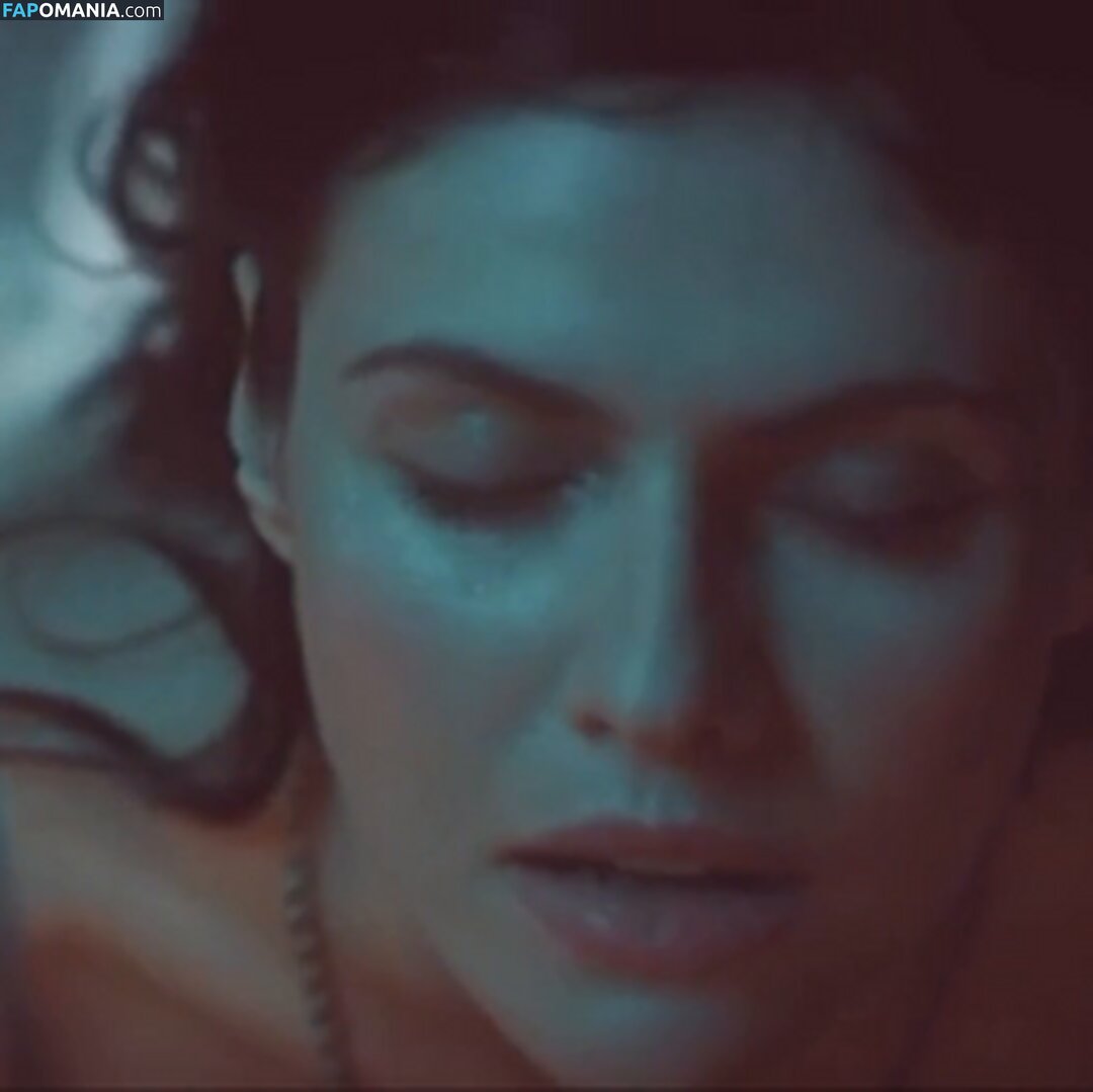 Alexandra Daddario / alexandradaddario Nahý OnlyFans  Uniklá fotka #2032