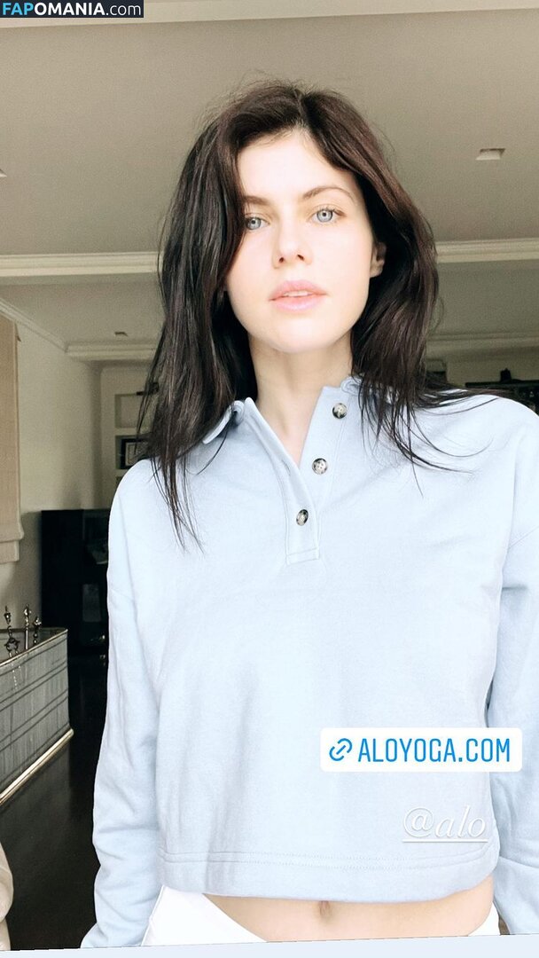 Alexandra Daddario / alexandradaddario Nahý OnlyFans  Uniklá fotka #2065