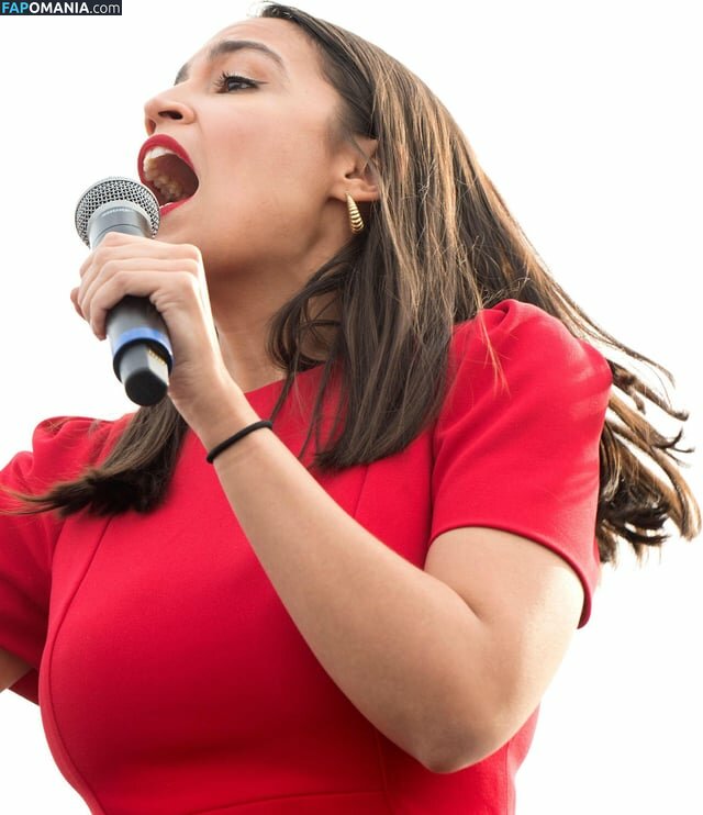 AOC / Alexandria Ocasio-Cortez Nahý OnlyFans  Uniklá fotka #14