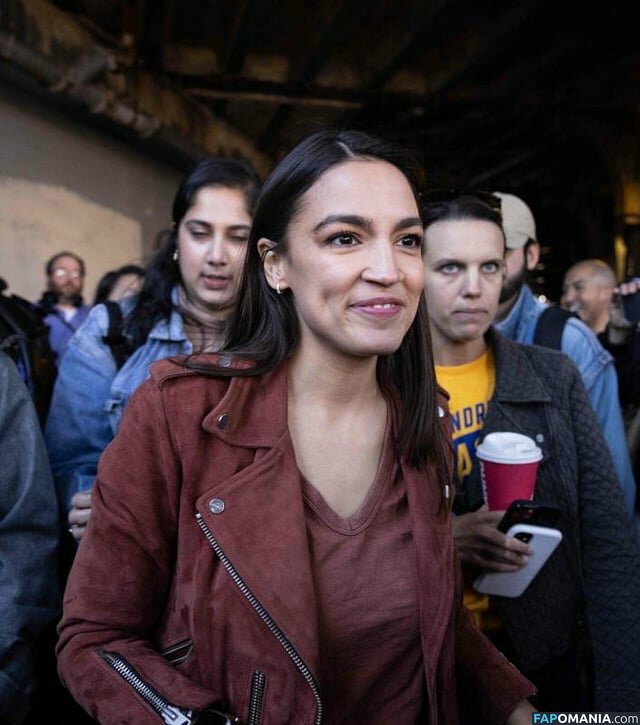 AOC / Alexandria Ocasio-Cortez Nahý OnlyFans  Uniklá fotka #158