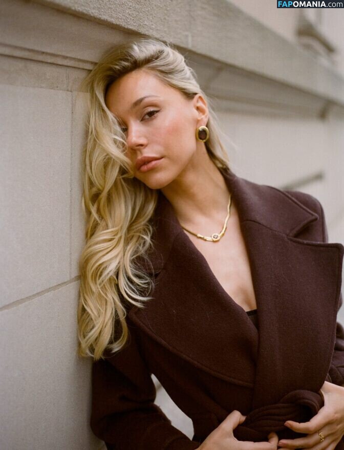 Alexis Ren / alexisren / alexisreng / alexxissren Nahý OnlyFans  Uniklá fotka #1026