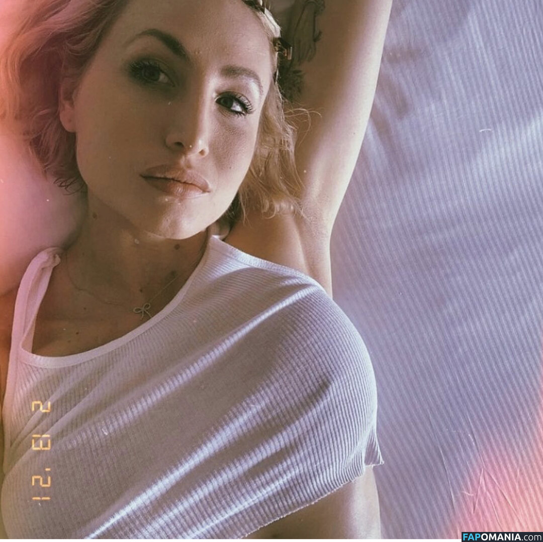 Ali Segel / Jason segels sister / alibaby90 Nahý OnlyFans  Uniklá fotka #1