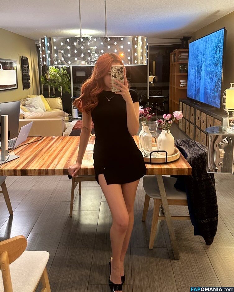 Alilmoody / alilmoodyy / alisongiler_ Nahý OnlyFans  Uniklá fotka #2