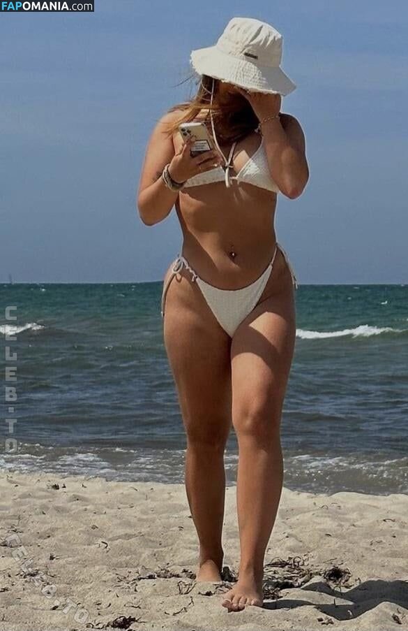 Alinamour Nahý OnlyFans  Uniklá fotka #2