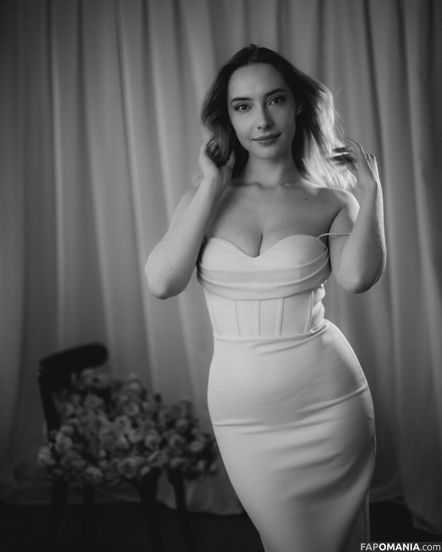 Alissa Strekozova / alissaofficial_ Nahý OnlyFans  Uniklá fotka #6