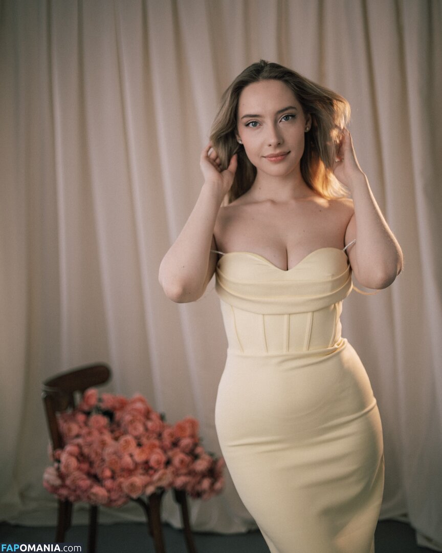 Alissa Strekozova / alissaofficial_ Nahý OnlyFans  Uniklá fotka #7