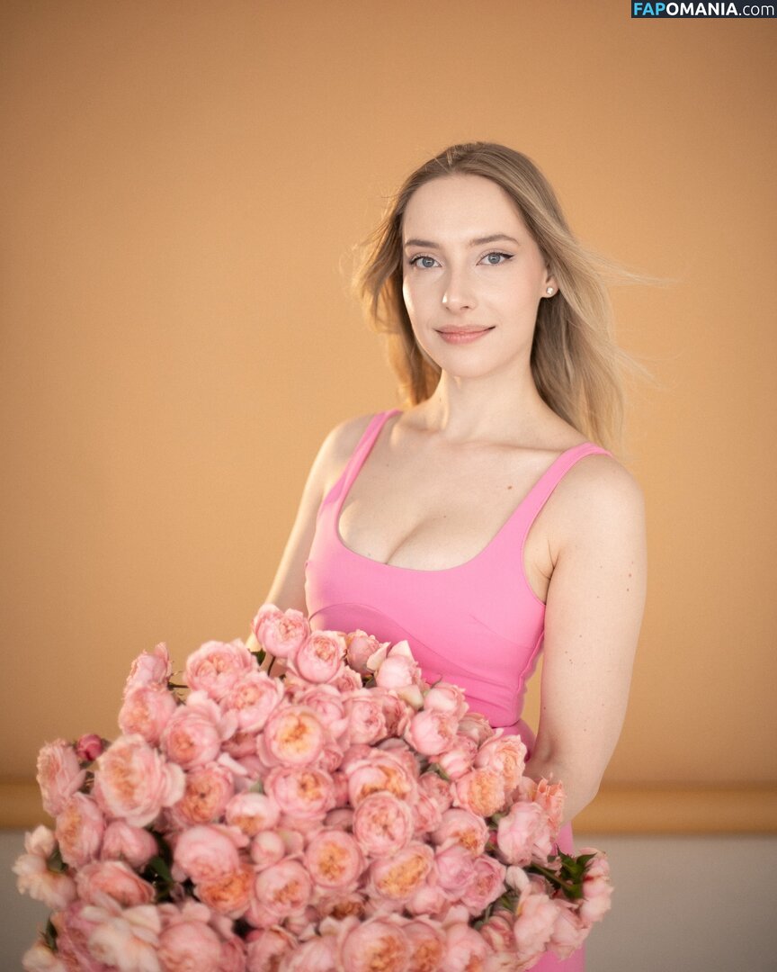 Alissa Strekozova / alissaofficial_ Nahý OnlyFans  Uniklá fotka #8