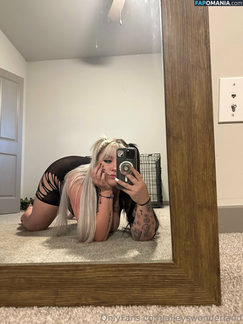 alleyswonderland / alleyswonderlandxo Nahý OnlyFans  Uniklá fotka #42