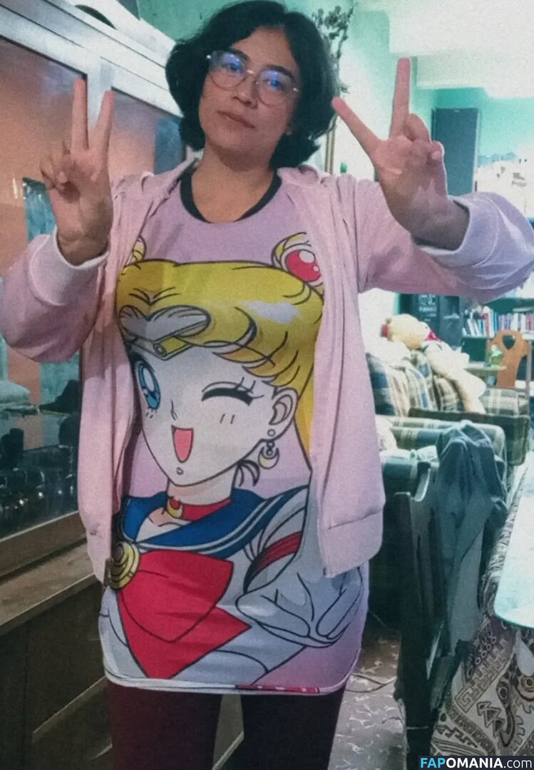 Allisauria / https: Nahý OnlyFans  Uniklá fotka #5