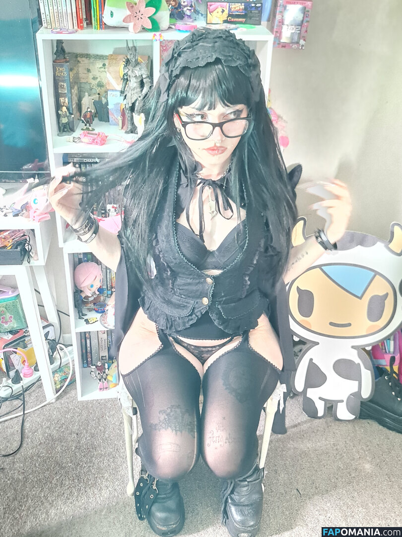 +:｡.ruby ʚ ♡ ɞ ⋆ ✧.｡ / allmyheartbear / myarykerx / usakumyawhore / usakyumawhore Nahý OnlyFans  Uniklá fotka #6
