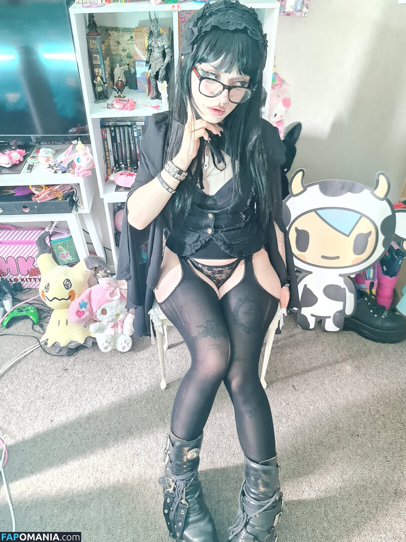 +:｡.ruby ʚ ♡ ɞ ⋆ ✧.｡ / allmyheartbear / myarykerx / usakumyawhore / usakyumawhore Nahý OnlyFans  Uniklá fotka #9