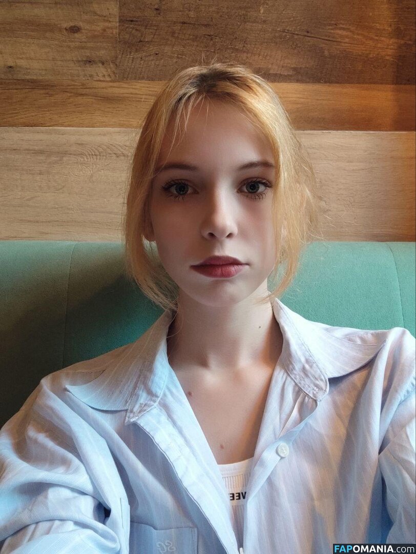 Altheadoyel / Fafa_fluff / KerryMezo / KinaBattig Nahý OnlyFans  Uniklá fotka #2