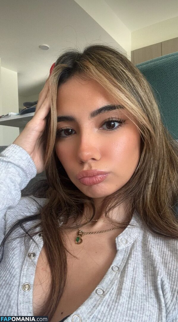 alyssa.sanchez / lousyfaerie Nahý OnlyFans  Uniklá fotka #6