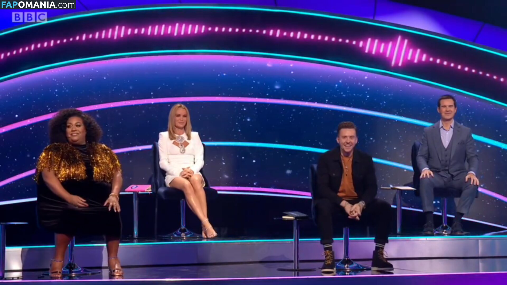 Amanda Holden / noholdenback Nahý OnlyFans  Uniklá fotka #1892