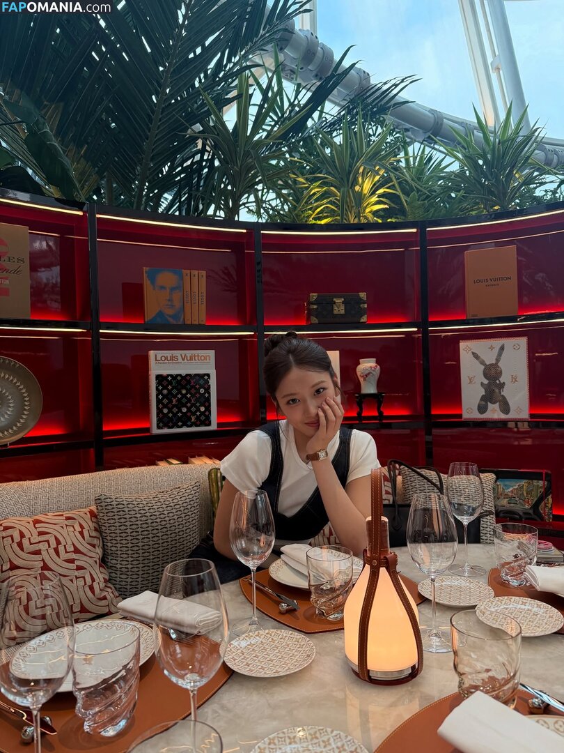 An IVE / An Yujin 안유진 | / _yujin_an Nahý OnlyFans  Uniklá fotka #1