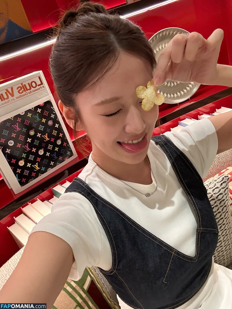 An IVE / An Yujin 안유진 | / _yujin_an Nahý OnlyFans  Uniklá fotka #5