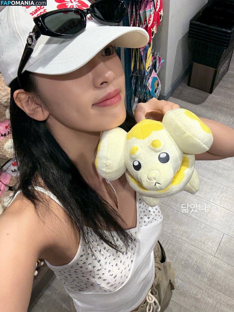 An IVE / An Yujin 안유진 | / _yujin_an Nahý OnlyFans  Uniklá fotka #27