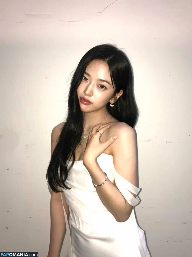 An IVE / An Yujin 안유진 | / _yujin_an Nahý OnlyFans  Uniklá fotka #30