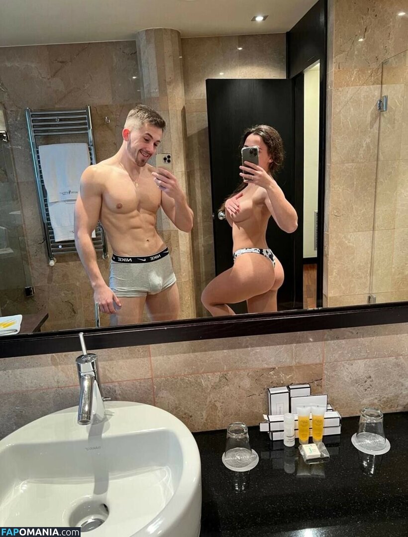 Andrea Rojo RedMil / andreaarojo_ / redmil Nahý OnlyFans  Uniklá fotka #10