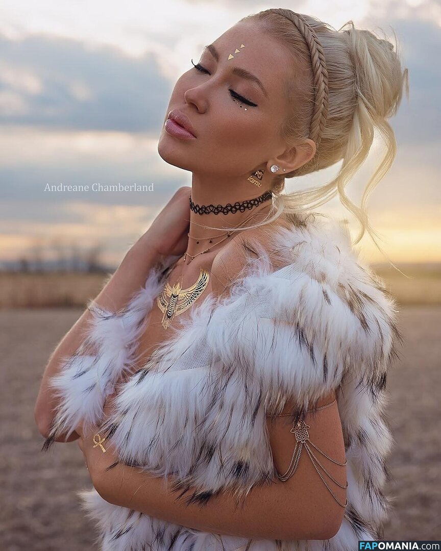 Andreane Chamberland / AndreaneC Nahý OnlyFans  Uniklá fotka #5