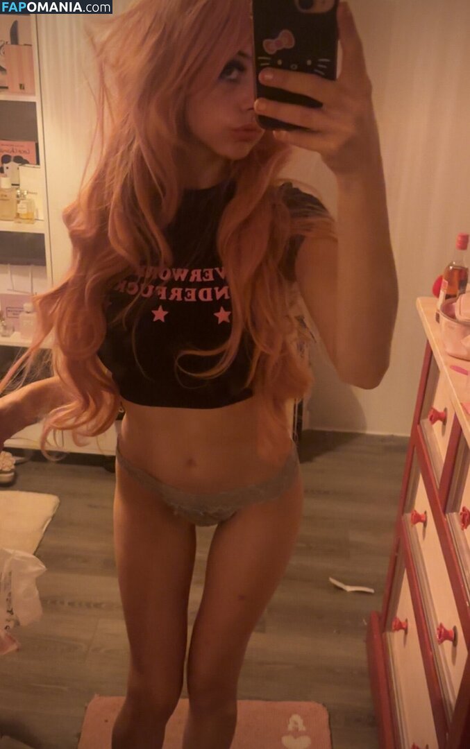 ang3lcqkes / https: Nahý OnlyFans  Uniklá fotka #3