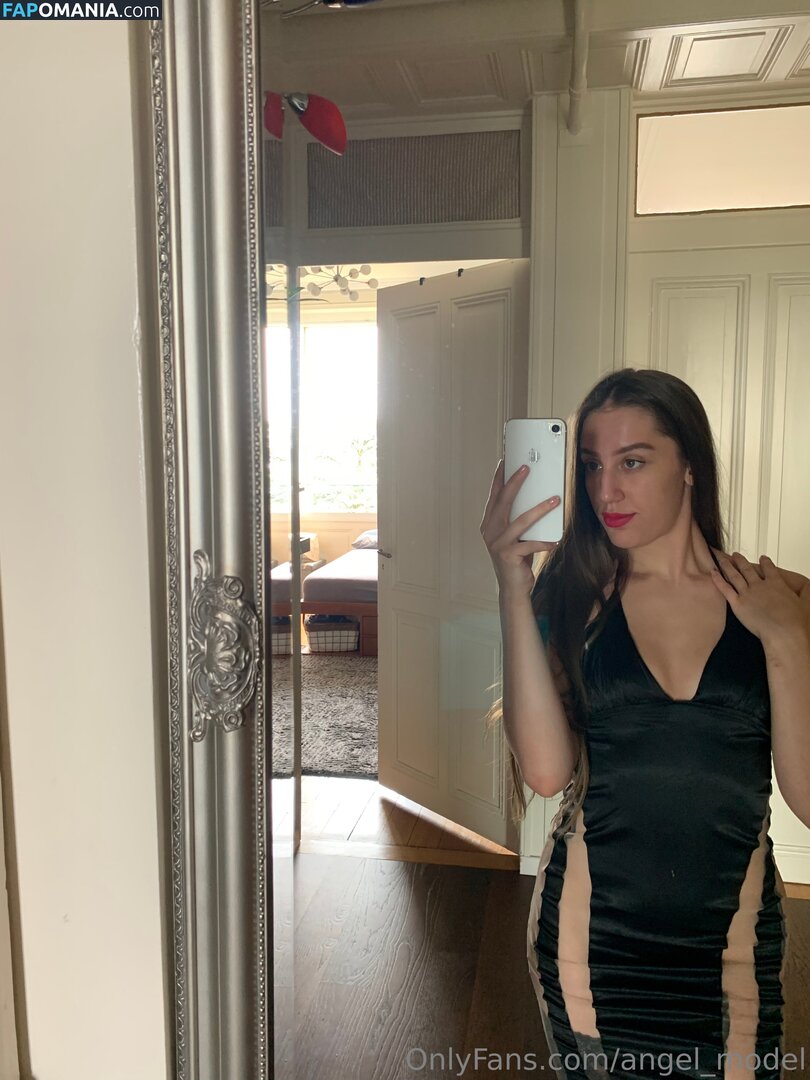 ange.elle__ / ange_elle Nahý OnlyFans  Uniklá fotka #13