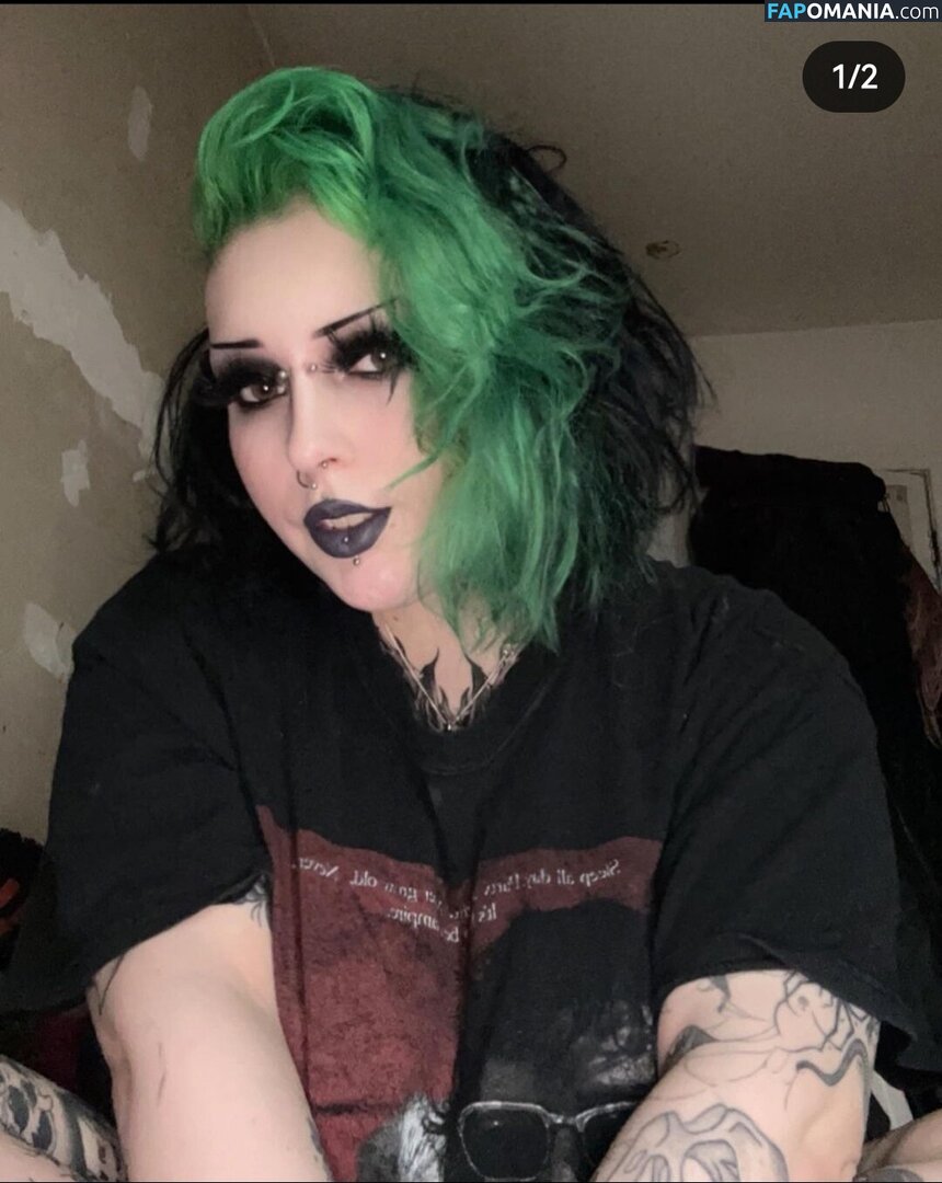 angel_bitxh / angelbitxh_ Nahý OnlyFans  Uniklá fotka #1