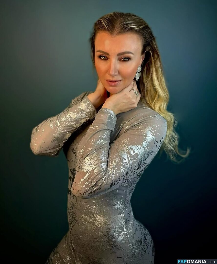 Anna Policarpova / aniuta_777 Nahý OnlyFans  Uniklá fotka #4