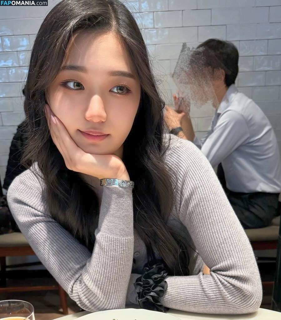 anne82anne / izakayayaduki Nahý OnlyFans  Uniklá fotka #12