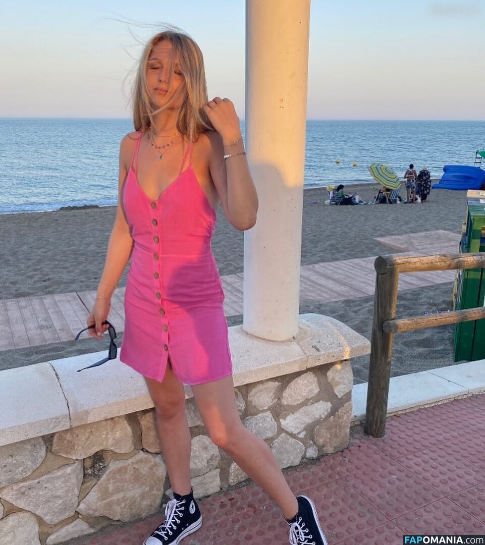 Annkatrin Waerder (ankiwadr) Nahý OnlyFans  Uniklá fotka #9