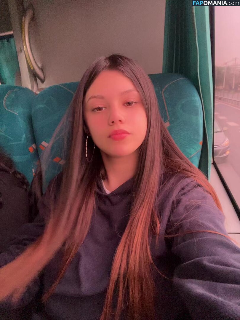 antoniia.blessed / https: Nahý OnlyFans  Uniklá fotka #15