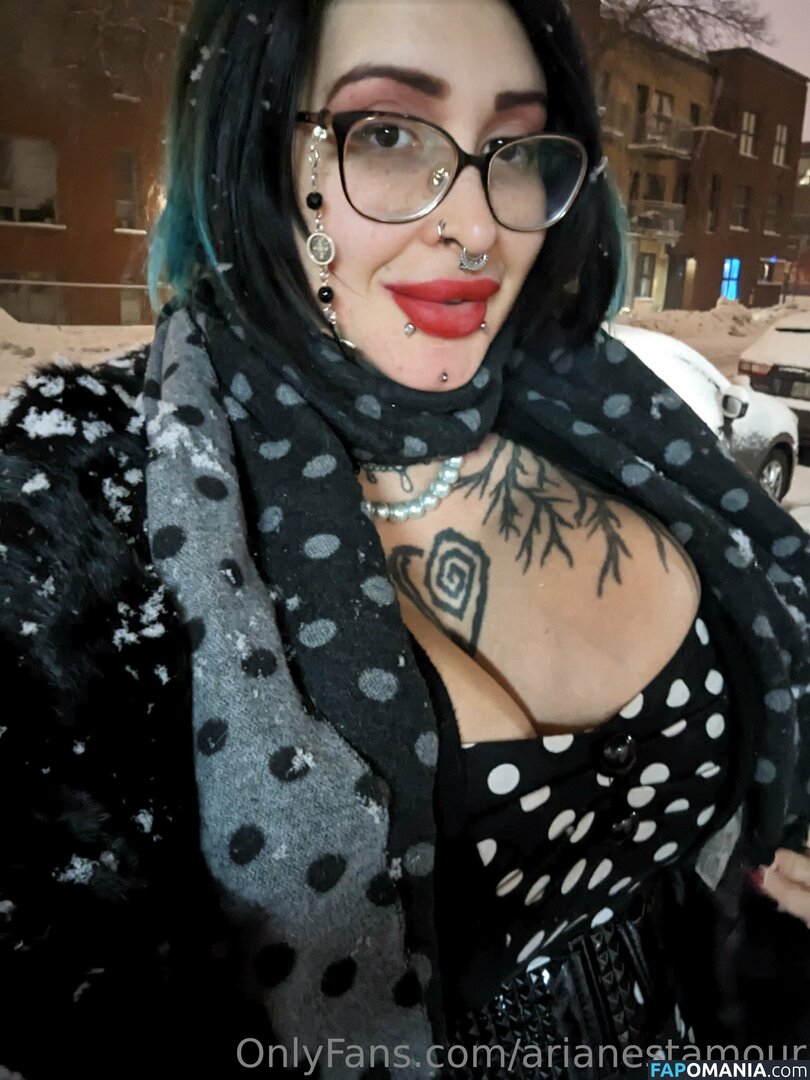 Ariane Saint Amour / ariane_st.amour / arianestamour Nahý OnlyFans  Uniklá fotka #9