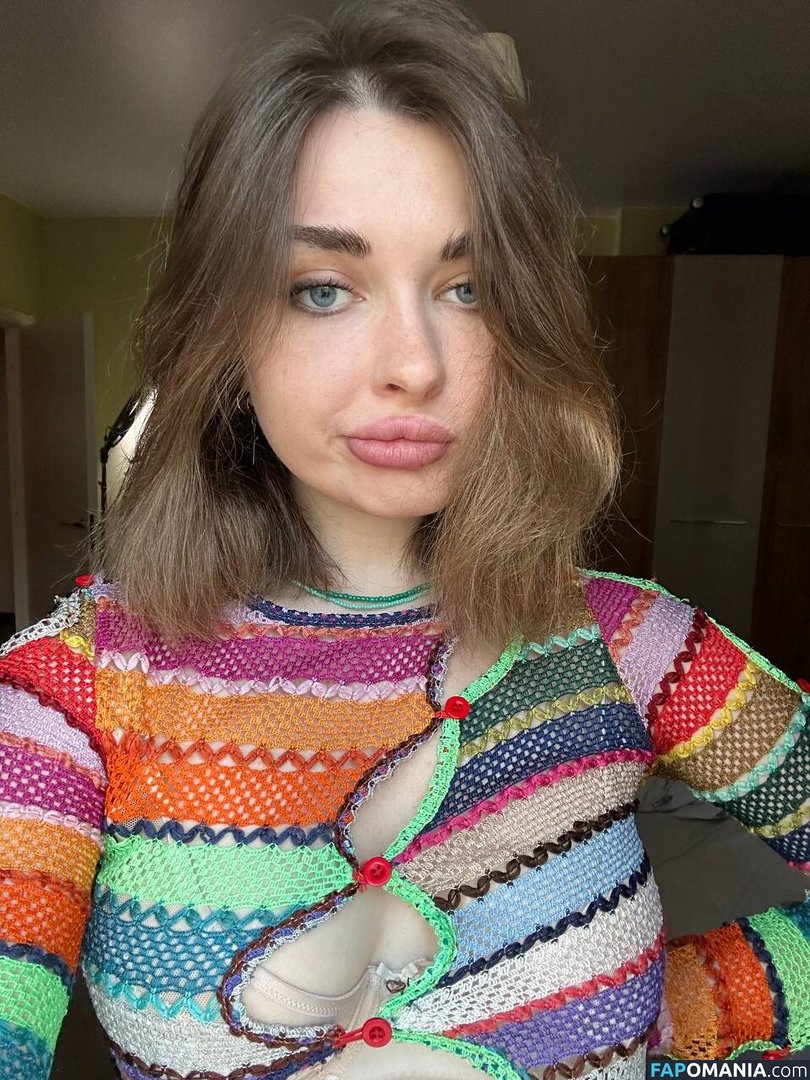 Ahrinyan / Arina Berdnikova / nyasharisha Nahý OnlyFans  Uniklá fotka #51
