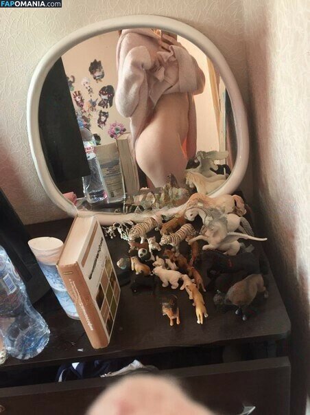 Ahrinyan / Arina Berdnikova / nyasharisha Nahý OnlyFans  Uniklá fotka #228