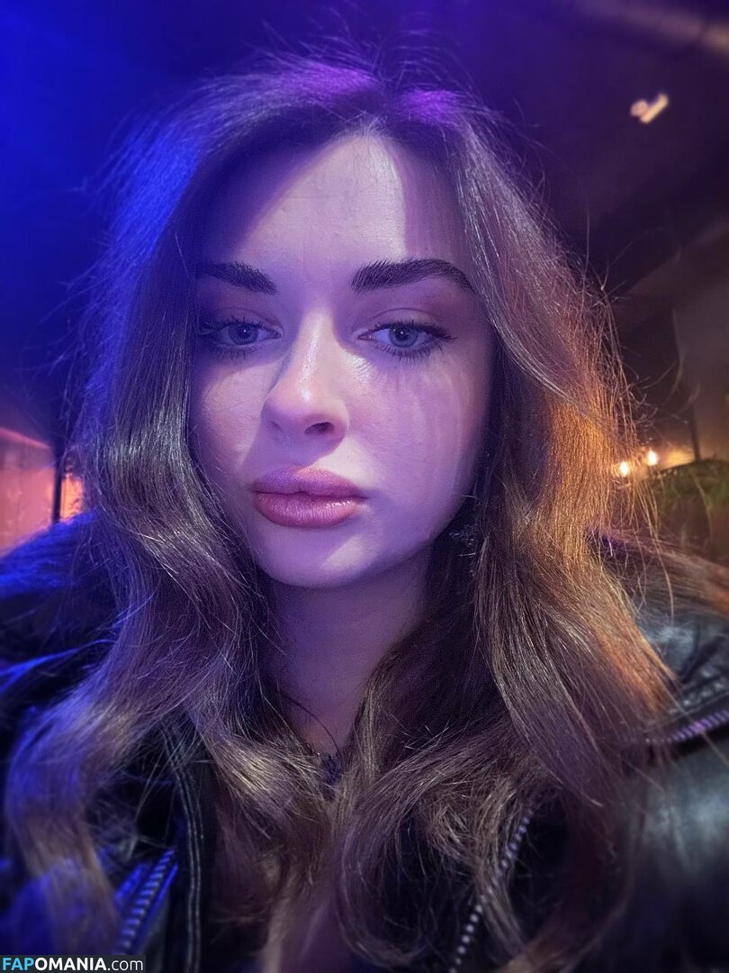 Ahrinyan / Arina Berdnikova / nyasharisha Nahý OnlyFans  Uniklá fotka #344