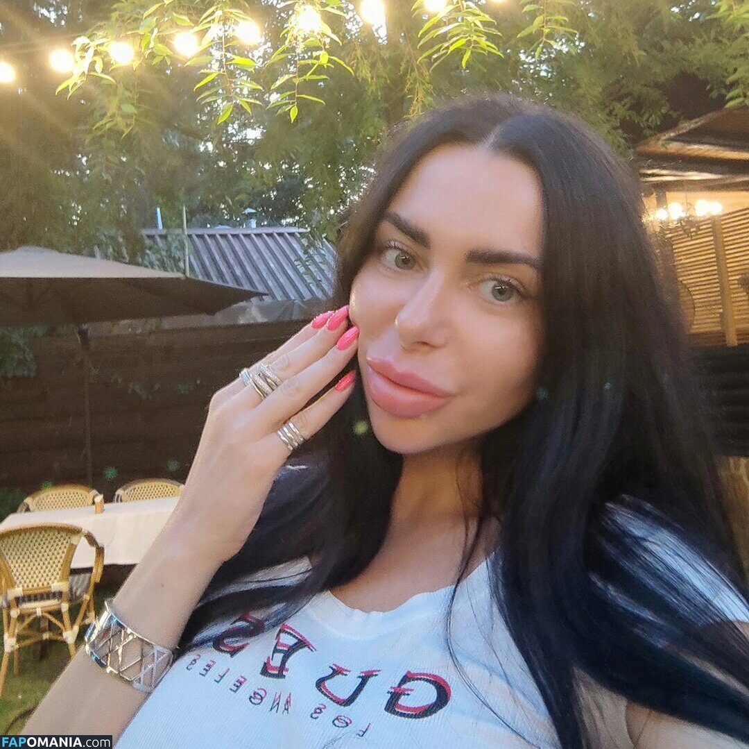 arish.lamborghini / arish_lamborghini Nahý OnlyFans  Uniklá fotka #1