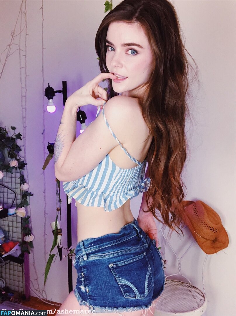 Ashe Maree Nahý OnlyFans  Uniklá fotka #11