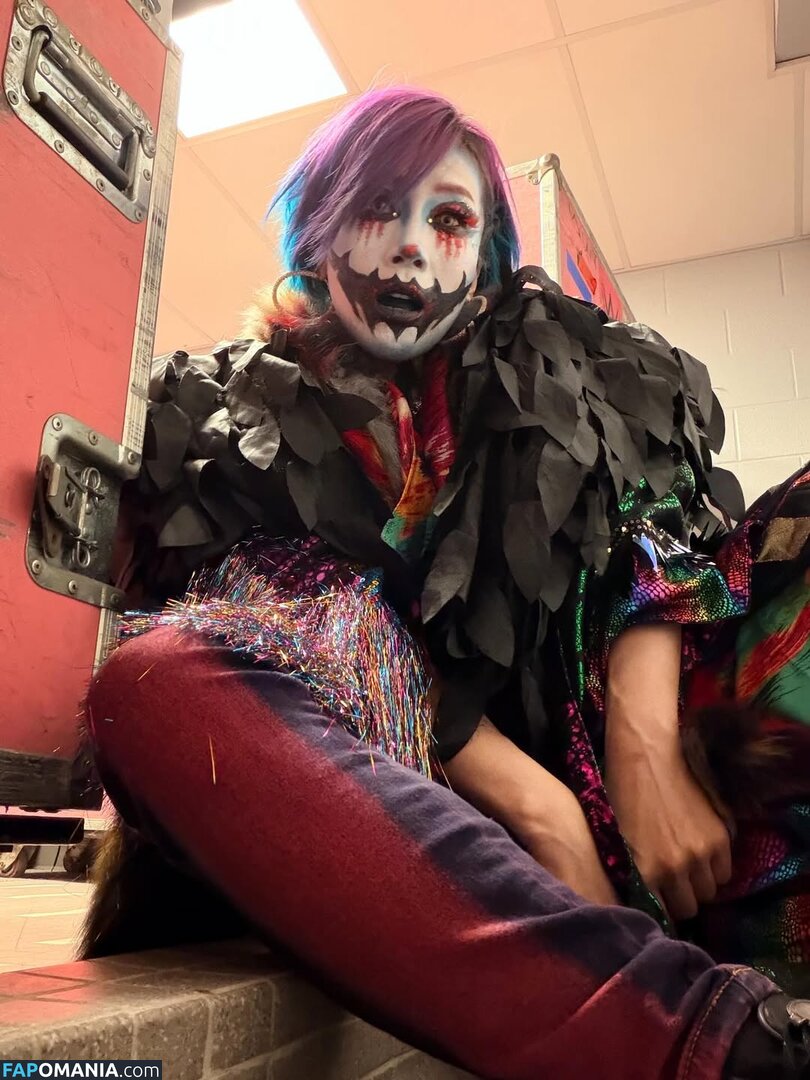 Asuka WWE / https: / wwe_asuka Nahý OnlyFans  Uniklá fotka #9