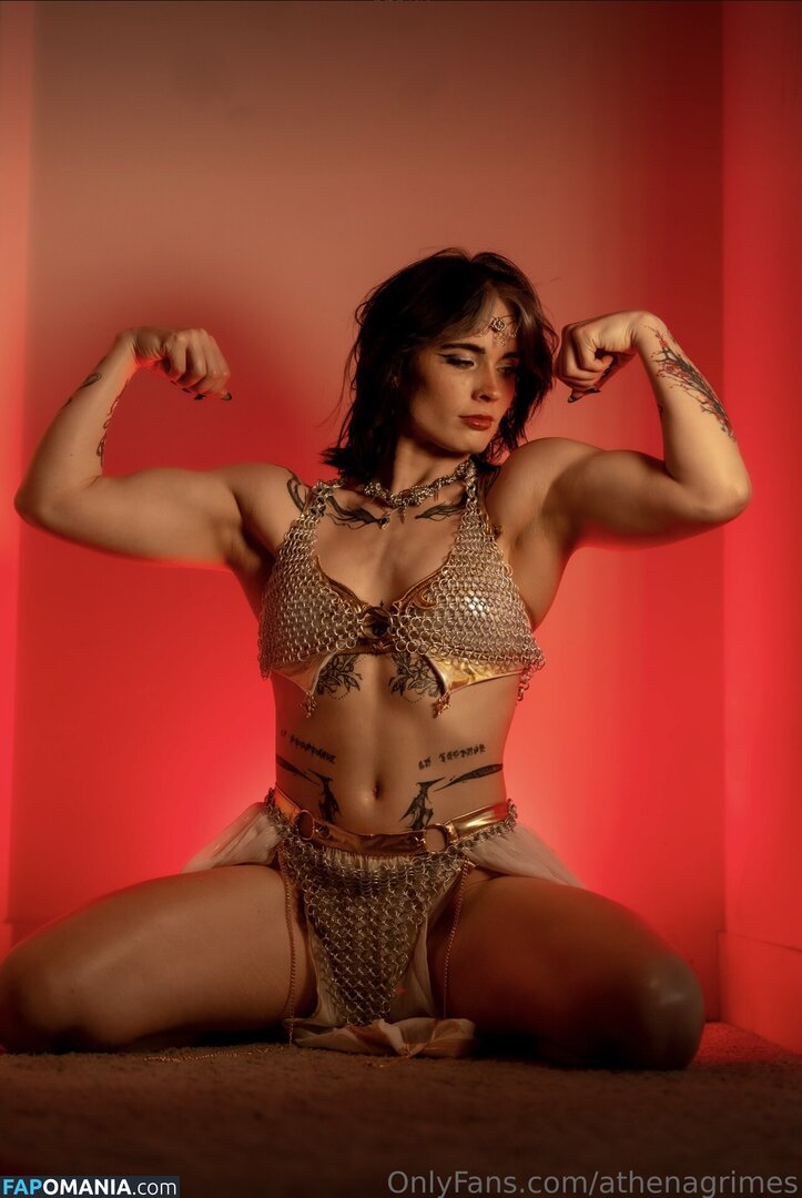 Athena Grimes / athena.cos / pinkemilki Nahý OnlyFans  Uniklá fotka #6