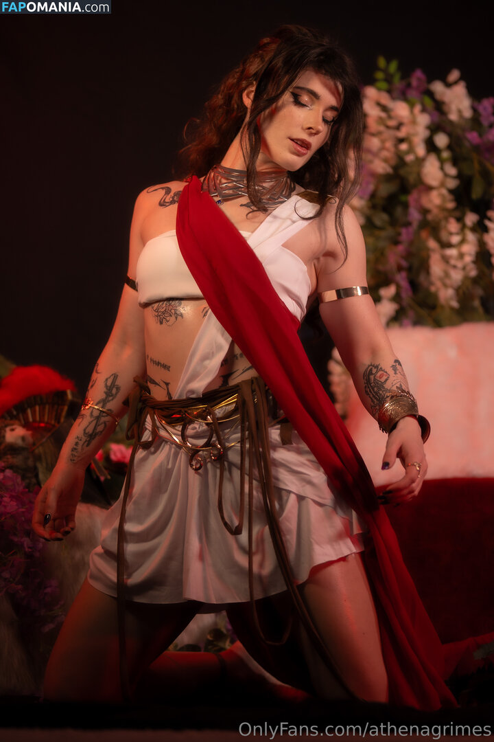 Athena Grimes / athena.cos / pinkemilki Nahý OnlyFans  Uniklá fotka #34