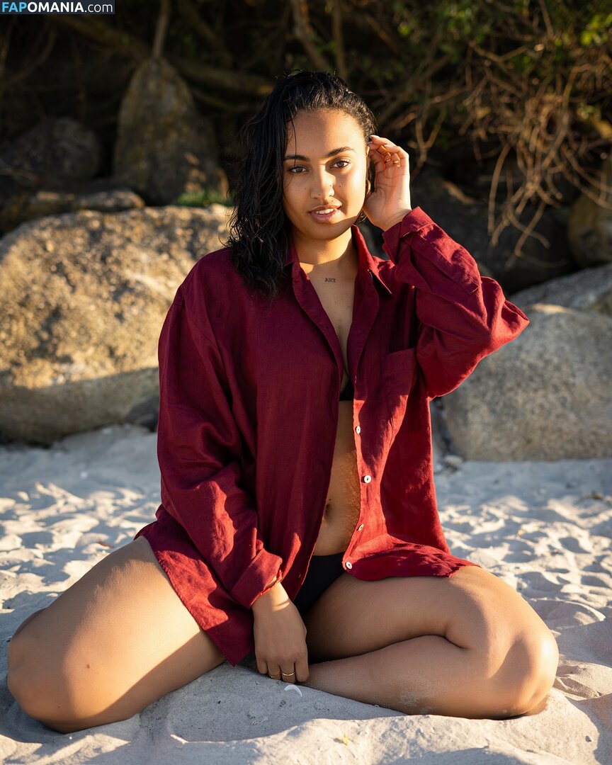 Aurea Febraio / aurea.febraio Nahý OnlyFans  Uniklá fotka #11