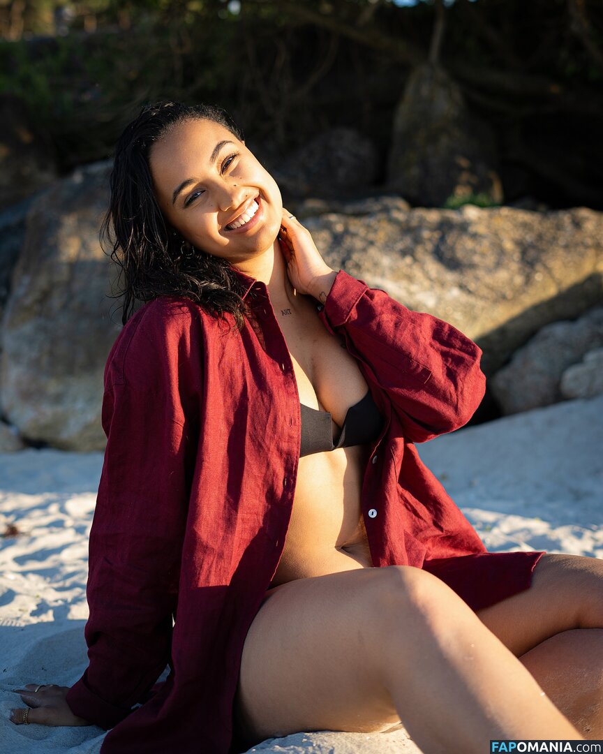 Aurea Febraio / aurea.febraio Nahý OnlyFans  Uniklá fotka #13